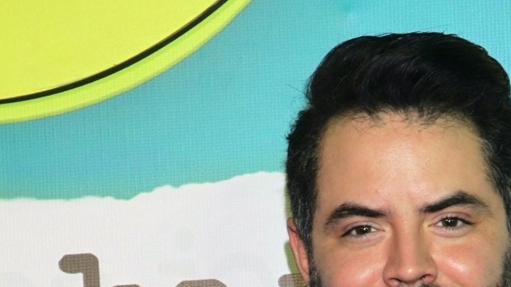 José Eduardo Derbez en la alfombra roja de la premier de la película "El Roomie", que llega el próximo 18 de enero a la cartelera nacional/México, 16 de enero 2024.