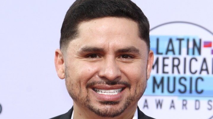 Larry Hernández en la alfombra de los Latin AMAs (Telemundo), los Latin American Music Awards a lo mejor de la música latina en Estados Unidos por votación popular/Los Angeles, 17 de octubre 2019.