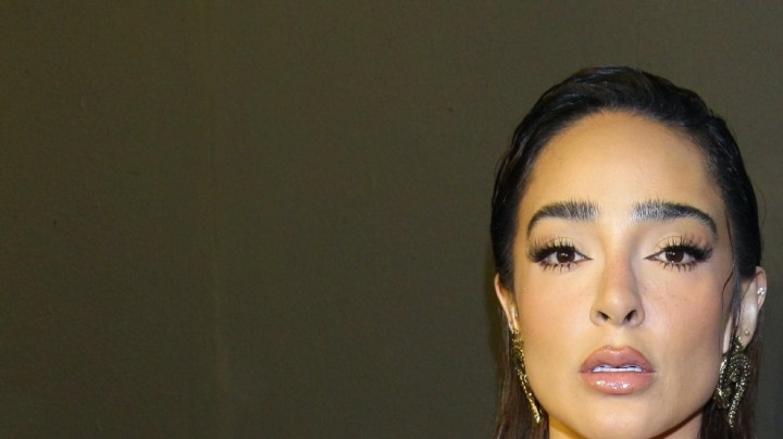 Manelyk González en la alfombra roja del evento de la revista GQ para reconocer a los hombres del año/México, 22 de noviembre 2022.