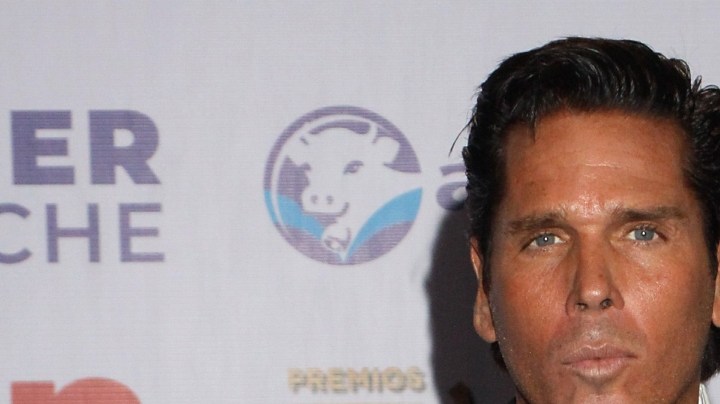 Roberto Palazuelos en la alfombra de los Premios TVyNovelas 2019, que reconoce lo mejor de las telenovelas y los shows de tv y digital/México, 10 de marzo 2019.