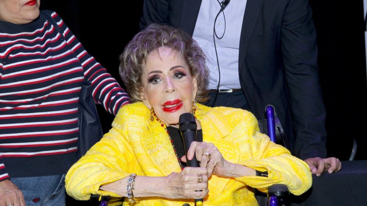 Silvia Pinal salió del hospital