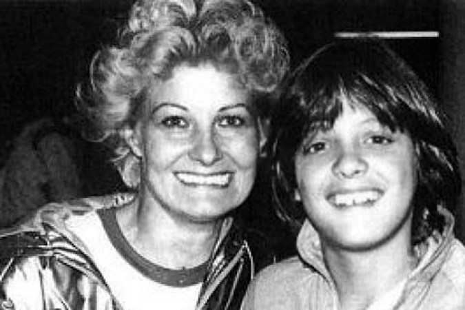 Luis Miguel junto a su madre, Marcela Basteri.