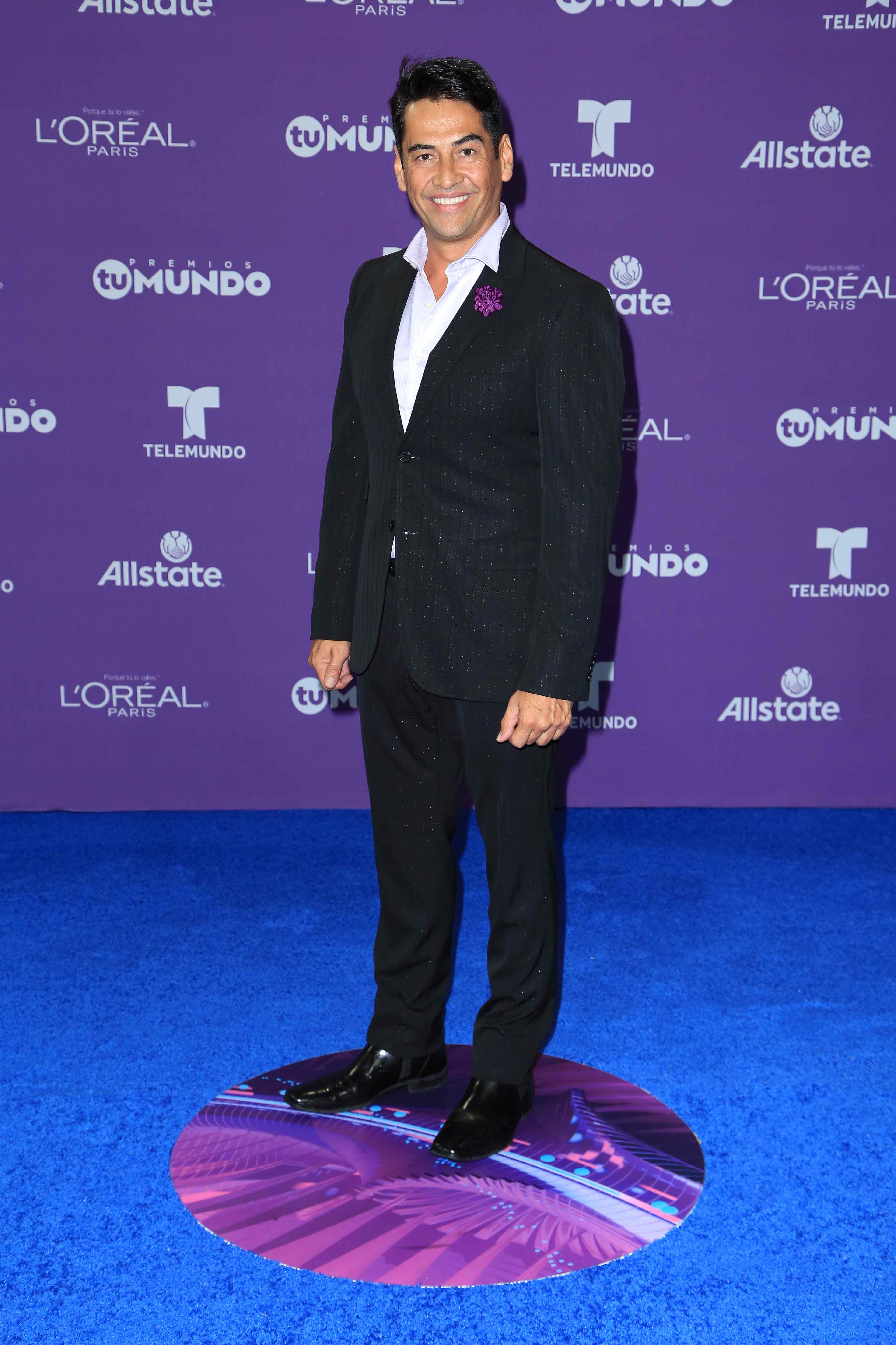 Gabriel Porras en la alfombra de Premios Tu Mundo 2017/Miami, 24 de agosto 2017.