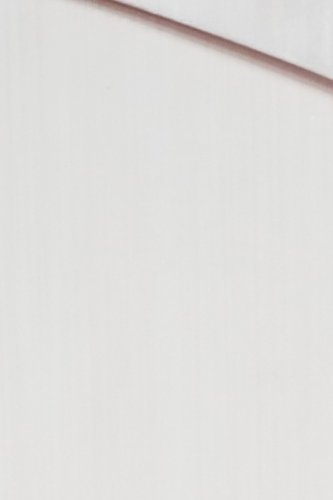 Vanessa Hudgens presume su embarazo en la alfombra roja de los Premios Oscar 2024