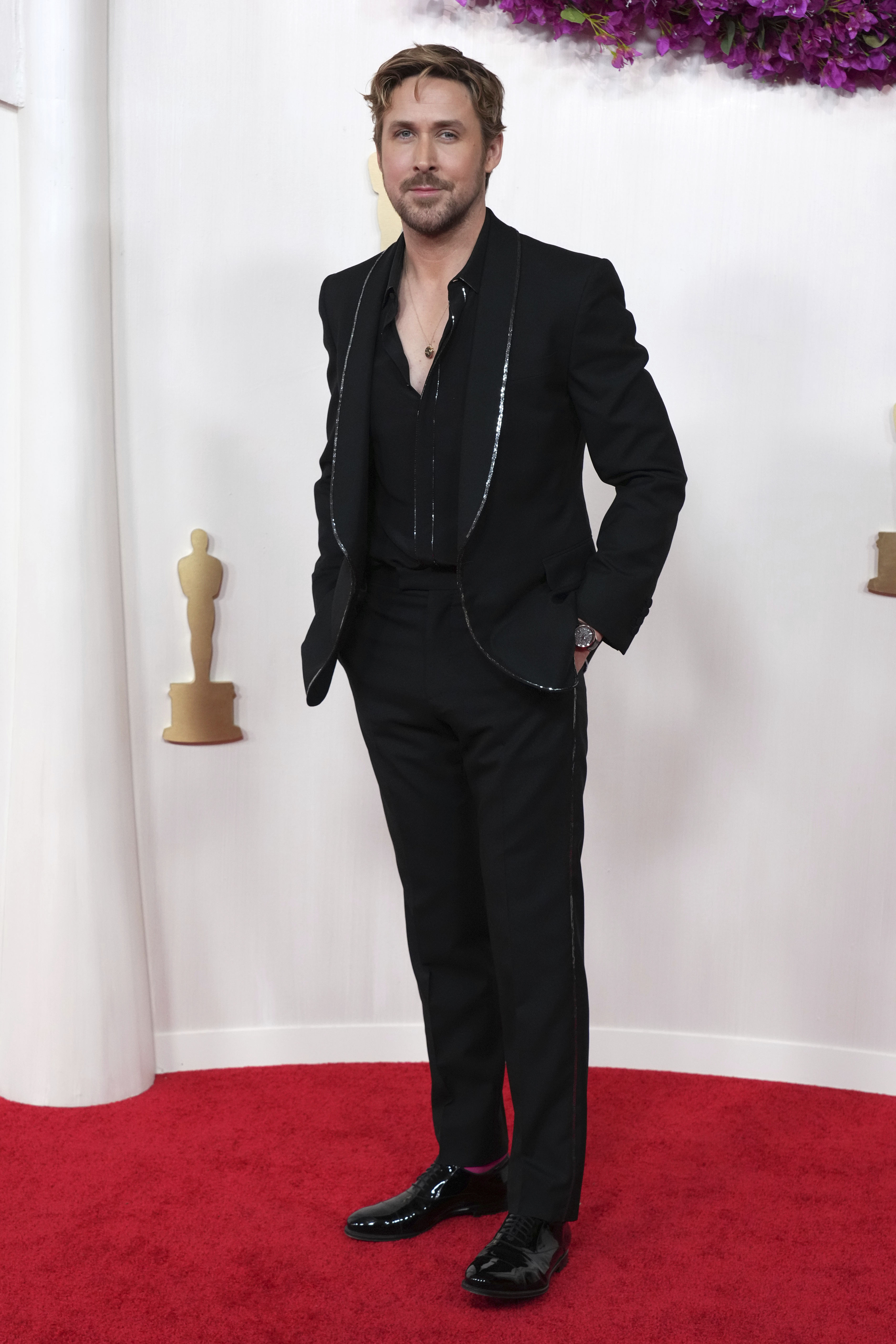 Ryan Gosling en la alfombra roja de los Premios Oscar 2024.