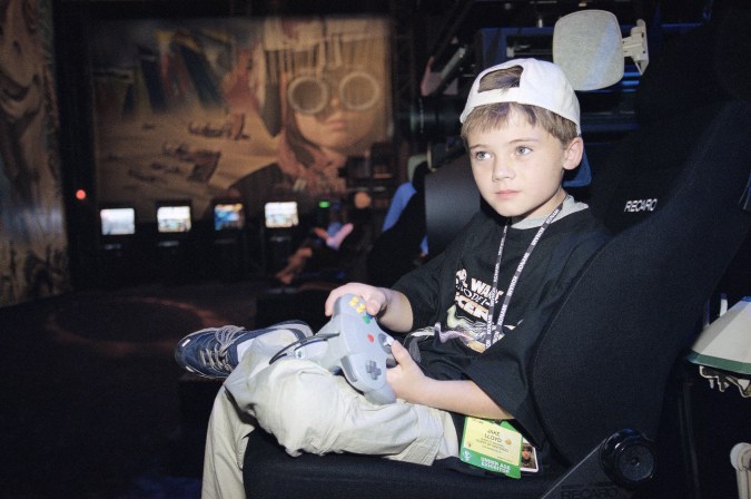 Jake fue elegido para interpretar a Anakin, en el "Episodio 1: La amenaza fantasma", en 1999.