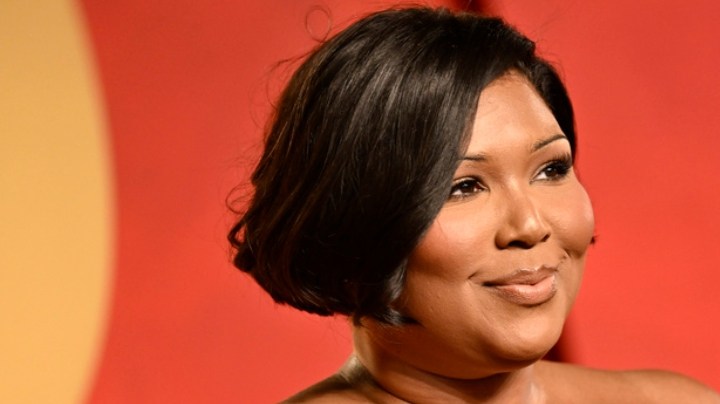 Lizzo llega a la fiesta de los Oscar de Vanity Fair el domingo 10 de marzo de 2024 en el Centro Wallis Annenberg para las Artes Escénicas en Beverly Hills, California (Foto de Evan Agostini/Invision/AP)
