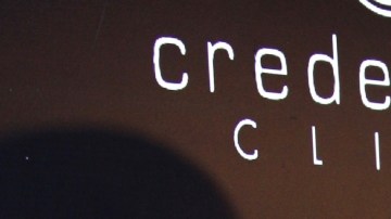 Lupita Jones en la alfombra rosa del Cocktail De La Moda/México, 26 de octubre 2022.