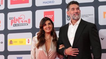 Mayrín Villanueva y Eduardo Santamarina en la alfombra de la VIII entrega de los Premios Platino a lo mejor del cine iberoamericano, celebrada el Palacio Municipal de Congresos/Madrid, España, 3 de octubre 2021.