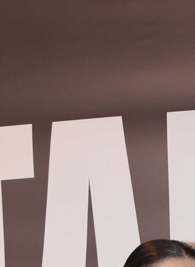 Evaluna y Camilo en el estreno de 'Los Montaner', serie que se transmitió por Disney+.