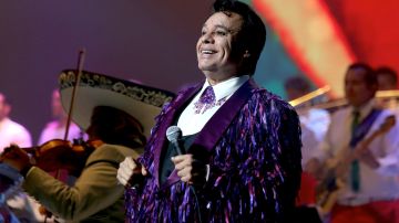 Casi ocho años después de su muerte, Juan Gabriel sigue acaparando la atención del público.