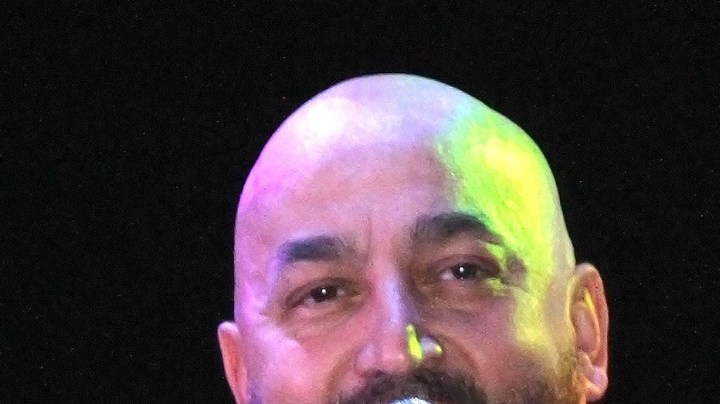 Lupillo Rivera y Ariadna Gutiérrez son miembros del Cuarto Tierra en 'La Casa de los Famosos 4'.