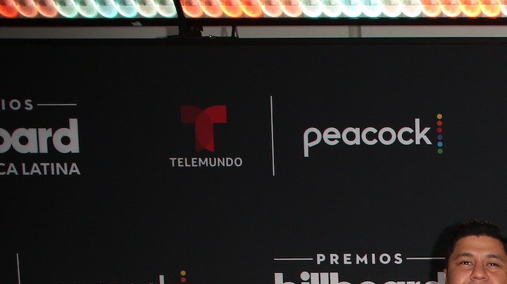 Grupo Firme cantó en 'La Casa de los Famosos 4'.