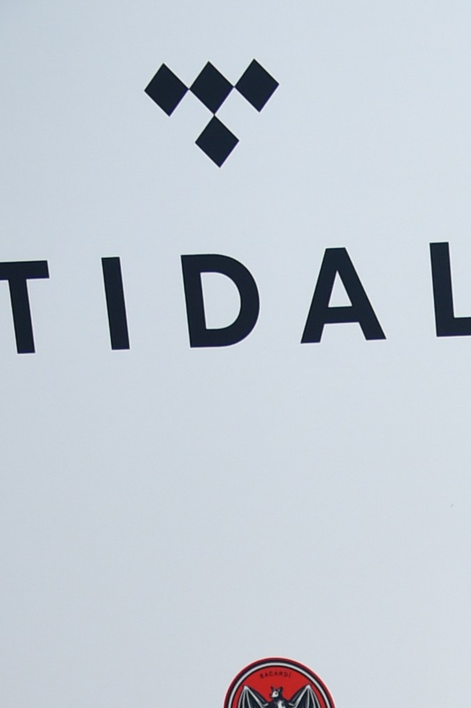 Christian Nodal asiste al tercer concierto benéfico anual de TIDAL X: Brooklyn en el Barclays Center en octubre de 2017 en Nueva York.