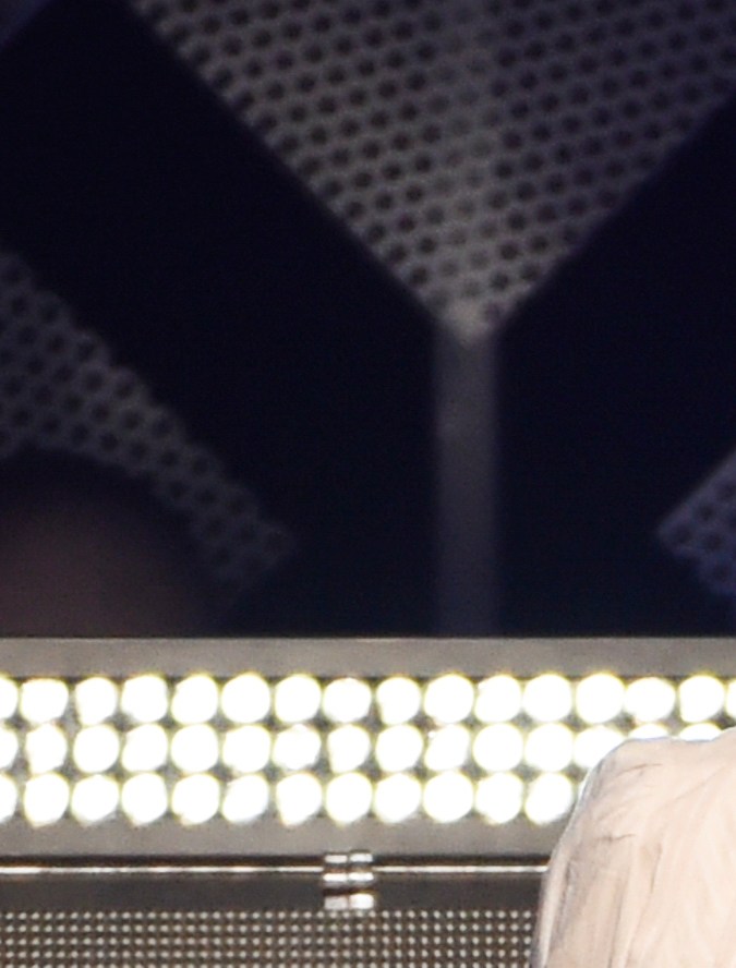 Katie Holmes y su hija Suri Cruise en una presentación musical de Taylor Swift en el Madison Square Garden. Diciembre de 2017.