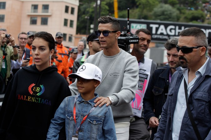 Cristiano Ronaldo junto a Georgina Rodríguez y su hijo Cristiano Ronaldo Jr