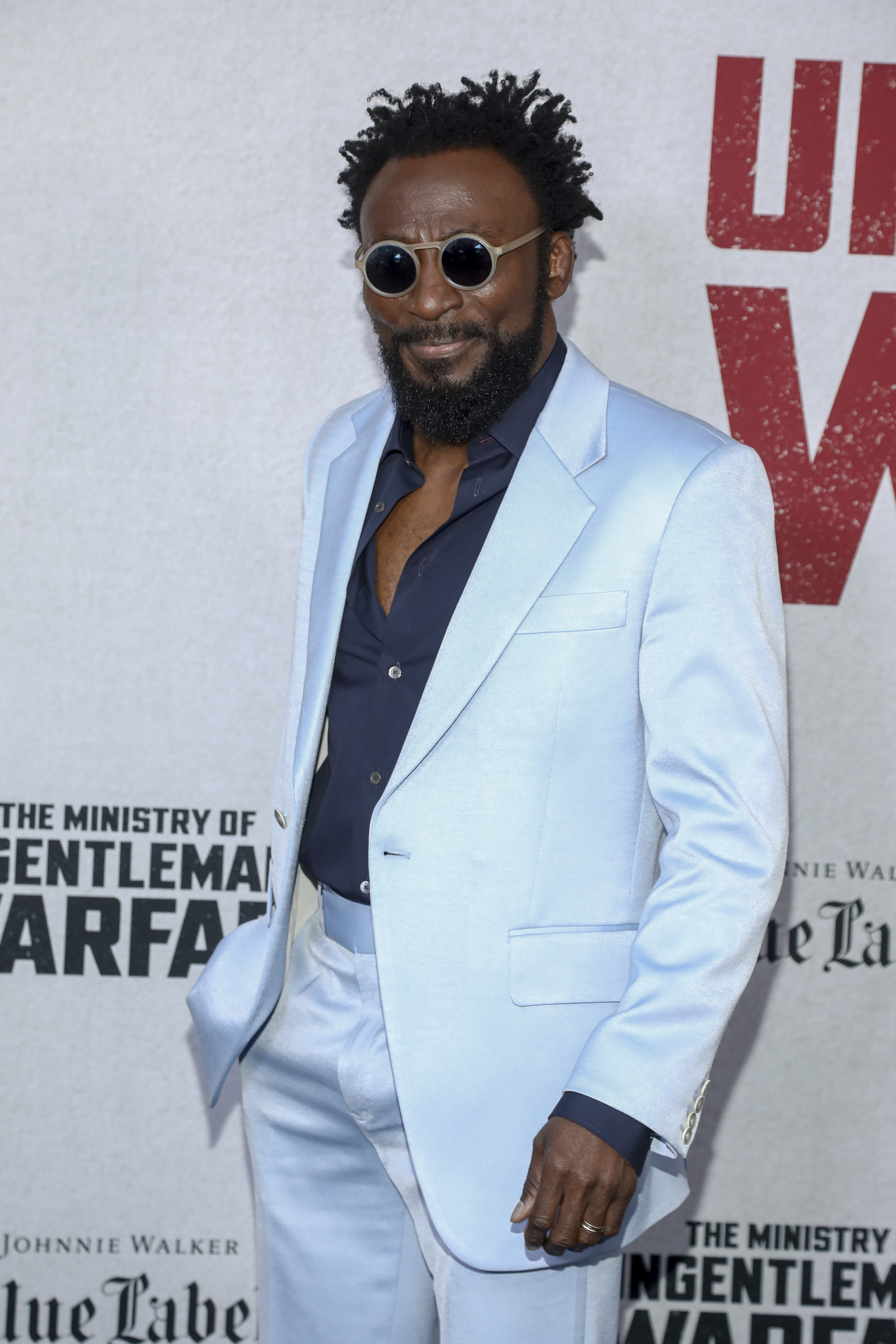 Babs Olusanmokun en la alfombra roja del estreno de ‘The Ministry of Ungentlemanly Warfare’ en Nueva York.