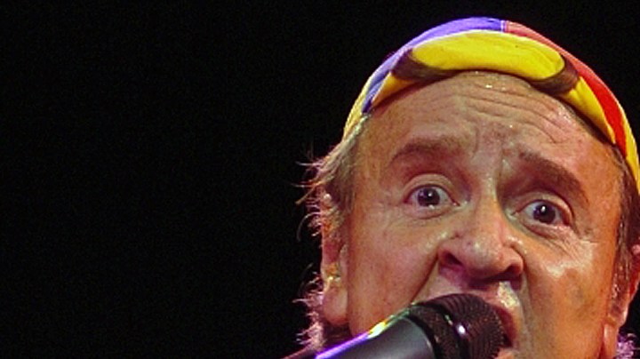 Carlos Villagrán es mundialmente conocido por su personaje de 'Kiko' en 'El Chavo del 8'.