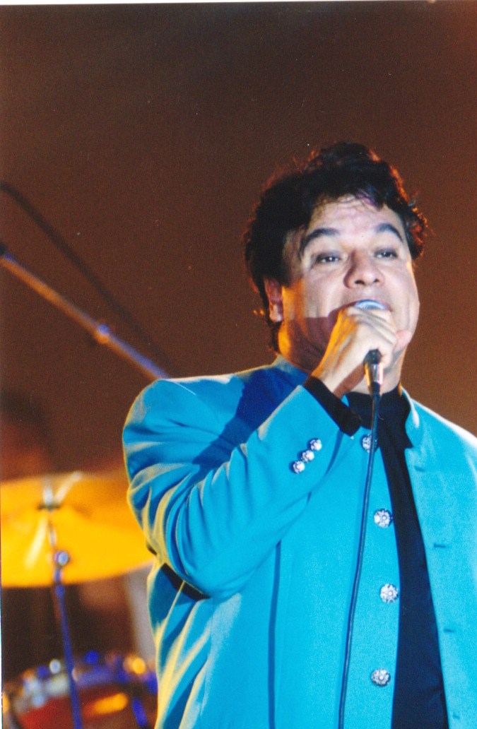 Juan Gabriel ha sido considerado como uno de los máximos exponentes de la música en México.