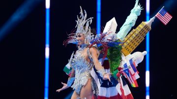 Noelia Voigt en el desfile de traje típico en el Miss Universo 2023.