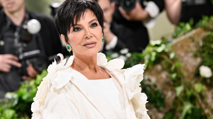 Kris Jenner enfrenta un tumor dentro de su cuerpo.