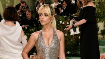 Camila Cabello en la gala benéfica del Costume Institute del Museo Metropolitano de Arte que celebra la inauguración de la exposición "Sleeping Beauties: Reawakening Fashion" el lunes 6 de mayo de 2024 en Nueva York.