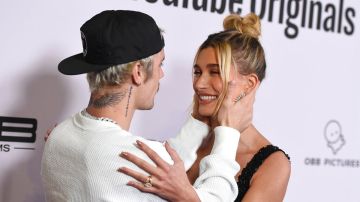 Justin Bieber y Hailey Bieber en el estreno en Los Ángeles de "Justin Bieber: Seasons" el lunes 27 de enero de 2020.