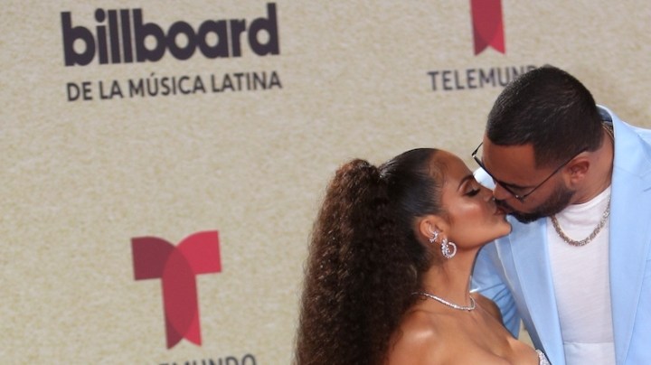 Natti Natasha en la alfombra de los Premios Billboard de la Música Latina (Telemundo)/Miami, 23 de septiembre 2021.