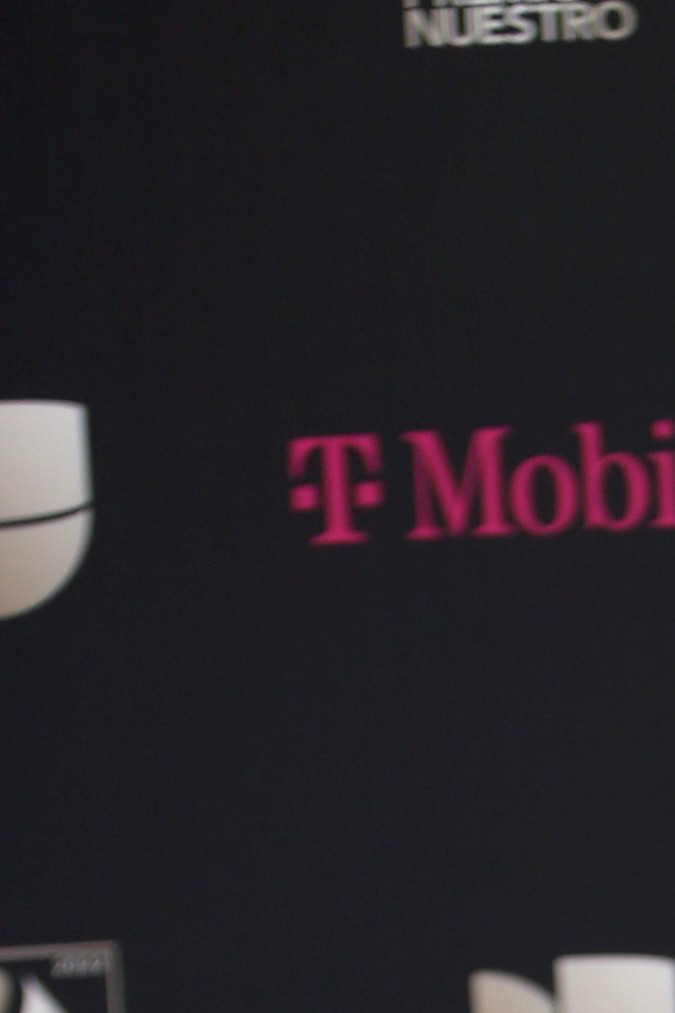 Evaluna Montaner en la alfombra rosada de Premios lo Nuestro 2022.