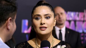 Salma Hayek estuvo como invitada especial del concierto de Madonna en México.