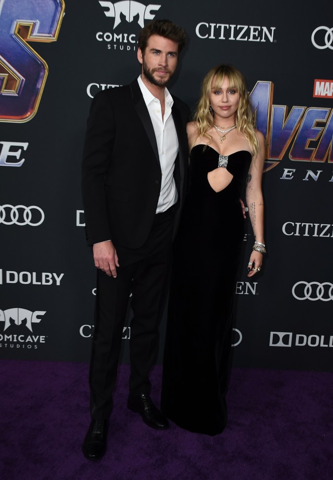 Liam Hemsworth y Miley Cyrus en el estreno de ‘Avengers: Endgame’ en Los Ángeles. Abril de 2019.