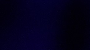 Bad Bunny cantó en el Vogue World 2024 en París.