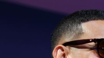 Daddy Yankee reaccionó al cáncer que le diagnosticaron a Don Omar y que ya superó.