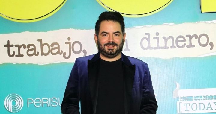 José Eduardo Derbez en la alfombra roja de la premier de la película "El Roomie", que llega el próximo 18 de enero a la cartelera nacional/México, 16 de enero 2024.