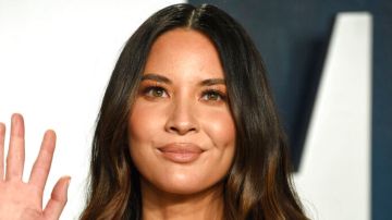Olivia Munn en la fiesta de los Oscar de Vanity Fair el domingo 9 de febrero de 2020 en Beverly Hills, California.