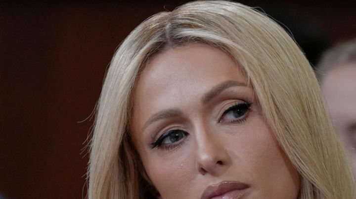 Paris Hilton, defensora de la experiencia vivida y directora ejecutiva, testificó durante una audiencia del Comité de Medios y Arbitrios de la Cámara de Representantes sobre el fortalecimiento del bienestar infantil y la protección de los niños de Estados Unidos en Capitol Hill el miércoles 26 de junio de 2024, en Washington.
