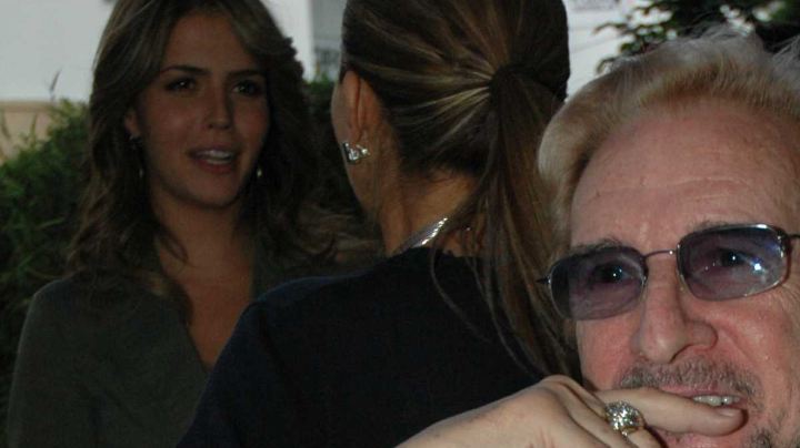 Sergio Klainer en la fiesta de los 10 años de vida de Novelas Aztecas/México, 2006.