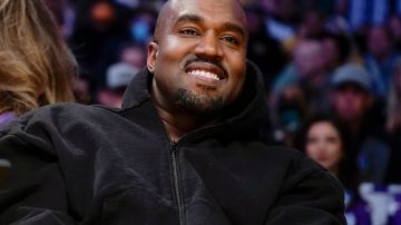 Julia Fox y Kanye West mantuvieron un breve romance a principios de 2022 que duró dos meses.