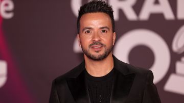 Luis Fonsi asistió a la boda de Anant Ambani, y Radhika Merchant.