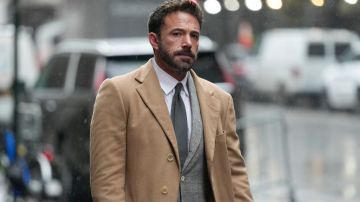 Ben Affleck fotografiado con una de sus exnovias en medio de rumores de crisis matrimonial con JLo.