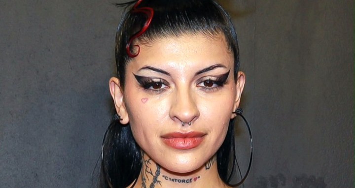 Cazzu se hizo dos tratamientos de belleza.