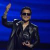 Christian Nodal celebra la trayectoria artistica de Andrea Bocelli.
