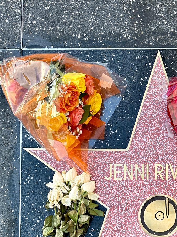 La estrella de Jenni Rivera en el Paseo de la Fama de Hollywood fue develada el 28 de junio.