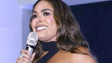 Galilea Montijo conduce 'La Casa de los Famosos México 2'.