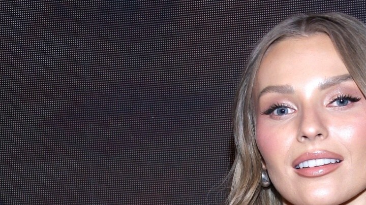 Irina Baeva reaparece junto a Gabriel Soto.