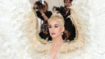 Katy Perry reveló las primeras imágenes de su sencillo 'Woman's Wold'.