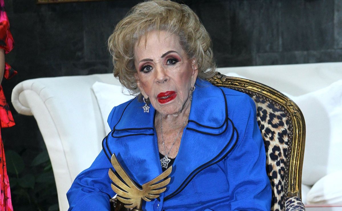 Silvia Pinal quiere que Luis Miguel cante en su funeral - La Vibra