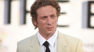 Jeremy Allen White protagoniza The Bear, una de las series más nominadas.