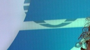 Briggitte Bozzo y Sian Chiong se besaron en 'La Casa de los Famosos México 2'.