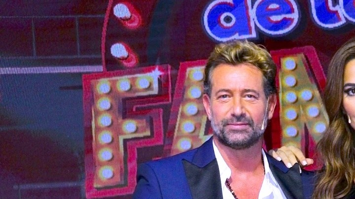 Gabriel Soto pasa la noche en la casa de Cecilia Galliano.
